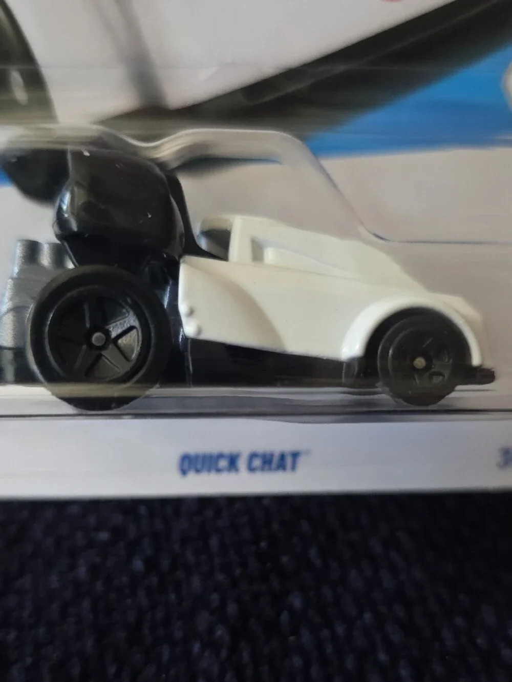 Mattel Hot Wheels Quick Chat Toy Car - White with Blue Eyes & Red Smile